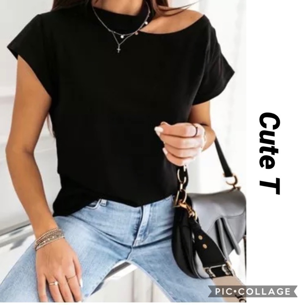 HP!! 🎊🎊🎊🎊Cute Black T-Shirt